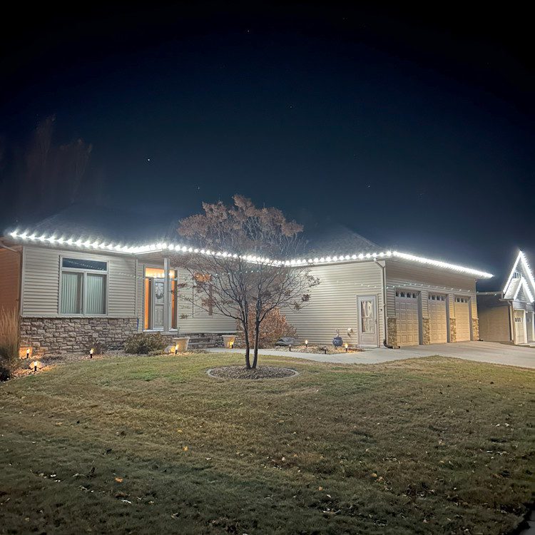 Home Revival Holiday Lighting