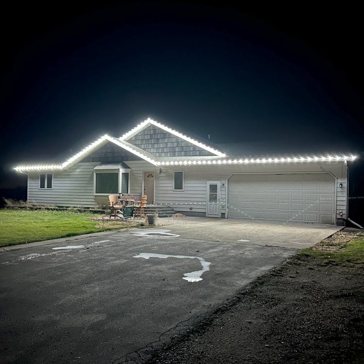 Home Revival Holiday Lighting